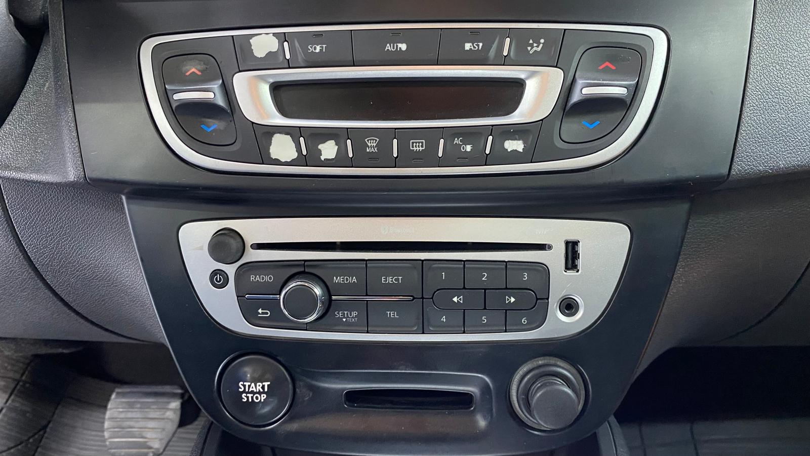 RENAULT FLUENCE 12
